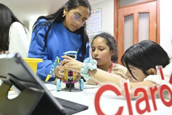 Día Internacional de las Niñas en las TIC: Es clave inspirarlas desde hoy