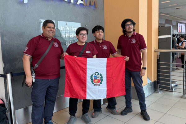 Estudiantes viajan a China para representar al Perú en la Huawei ICT Competition 2025