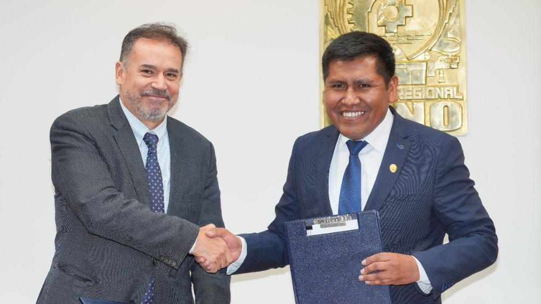 Gobierno Regional de Puno y el consorcio integrado por Minsur S.A. y Ferreyros S.A. firmaron un convenio de inversión pública bajo la modalidad de Obras por Impuestos (OxI) para ejecutar el proyecto de mejoramiento y ampliación del Hospital Carlos Cornejo Roselló Vizcardo, en Azángaro.