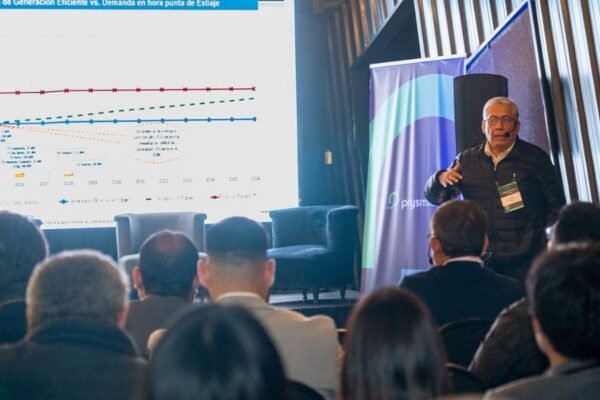 Prysmian Perú reunió a los principales actores del sector eléctrico para debatir sobre la modernización y los desafíos del sistema eléctrico nacional.