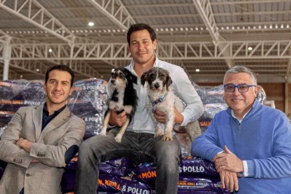 POEMA chilena de alimentos superpremium para mascotas