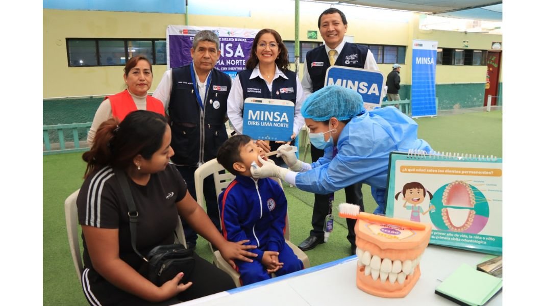 Ancón: 600 personas fueron atendidas en campaña de salud bucal gratuita