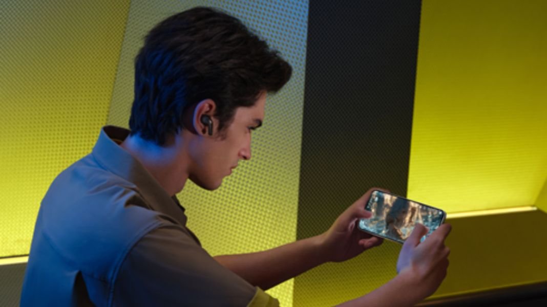 POCO presenta POCO F7