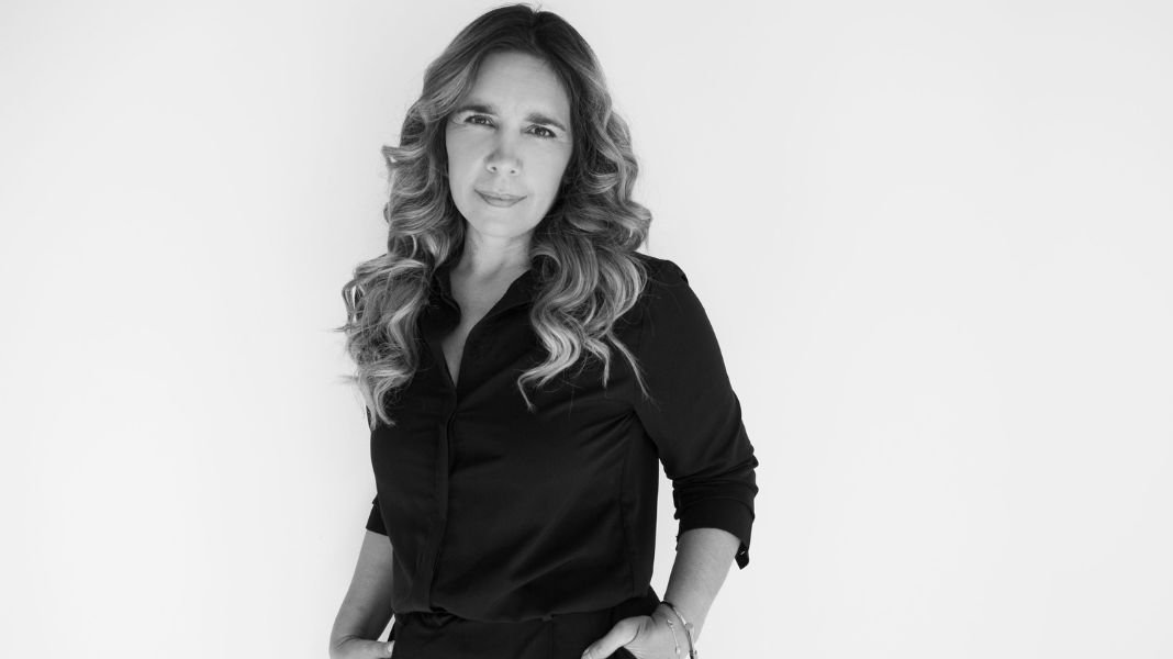 Carmen Luz Morales, analizó el nuevo escenario laboral en su recién estrenado libro “Código Abierto