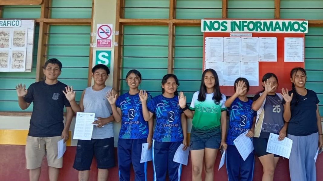 Huánuco: 200 jóvenes de zonas rurales refuerzan su preparación preuniversitaria en aulas virtuales de 30 Tambos del Midis