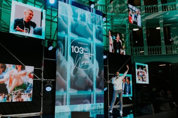 Endeavor_Day_Three_Feedback_Dinner