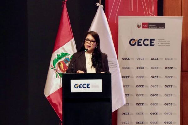 OECE: Más de 92,500 capacitados en 2025 sobre temas de la nueva Ley General de Contrataciones Públicas