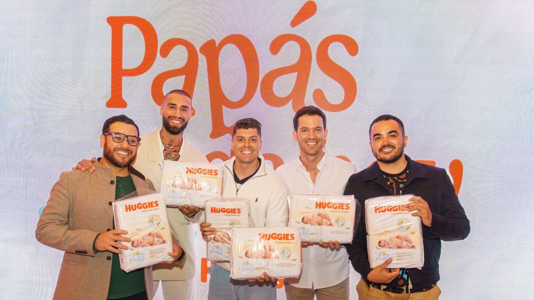 Evento Huggies - Dr. Roberto Somocurcio, Ignacio Baladán, Jota Benz, Juan Carlos Rey de Castro, Yirko Sivirich