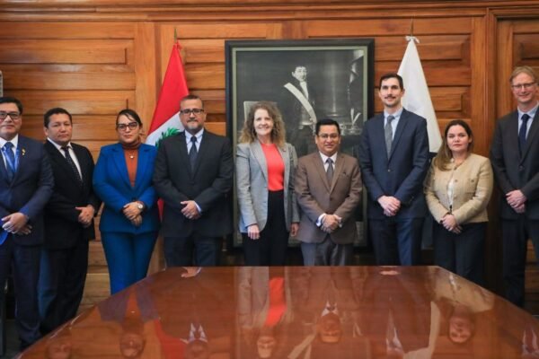 Se fortalece alianza entre CDC Perú y CDC Estados Unidos bajo el enfoque “One Health” para la prevención de pandemias