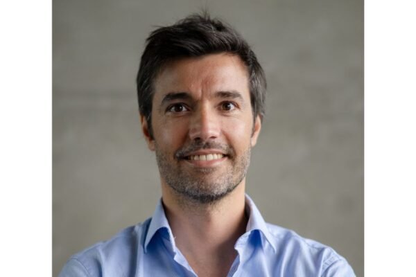 Alucinar, convencer y confiar: ¿Quién supervisa a la IA?