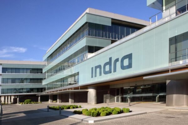 Indra Group acelera su crecimiento de ingresos y rentabilidad en el primer semestre y logra un beneficio de 215 millones