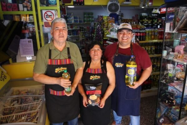 Donde late el barrio: dos historias de bodegueros que levantan al Perú cada día