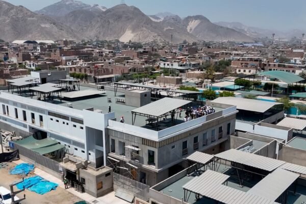 Minsa acelera trabajos en el Centro de Salud Parcona para cerrar brechas en Ica