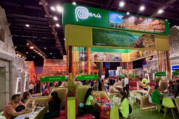Perú cautiva en FIT 2025: tradición, sabor y experiencias innovadoras para conquistar al viajero argentino