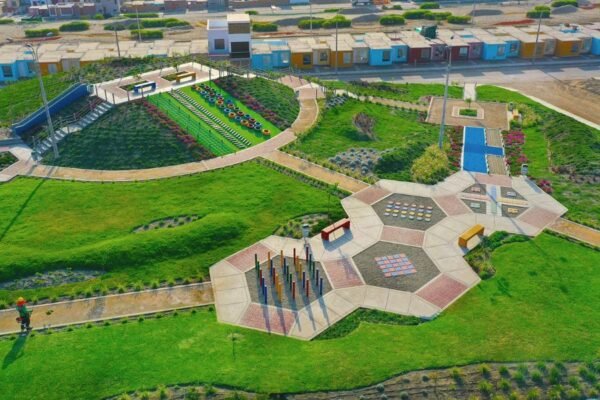 Menorca Inversiones impulsa sostenibilidad con más de 1,600 viviendas sociales y 2.5 millones de m² de áreas verdes