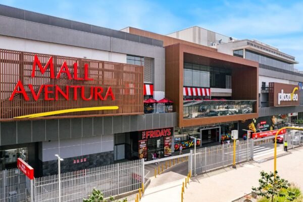 Mall Aventura y la Municipalidad de San Juan de Lurigancho impulsan el empleo con exitosa feria laboral