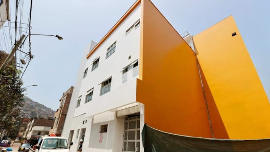Construcción del nuevo Centro de Salud Villa Los Ángeles del Rímac registra más del 70 % de avance