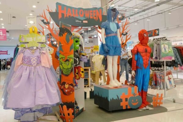 Disney y Marvel celebran Halloween con los disfraces más esperados para niños y niñas