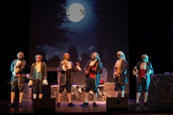 La Chirichota llega al Perú con su exitosa sátira musical “Vuelven Los Clásicos”