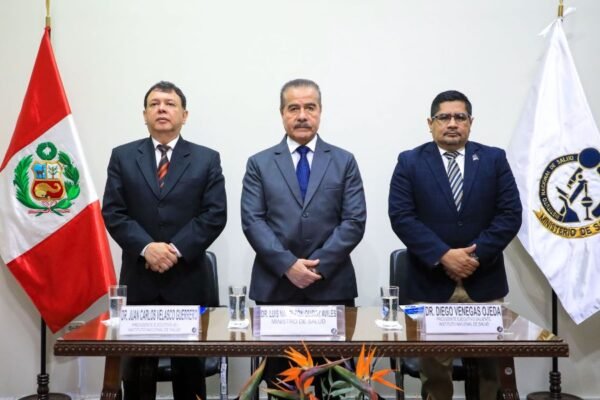 Ministro de Salud: nueva gestión del Instituto Nacional de Salud dará impulso a la investigación de medicamentos