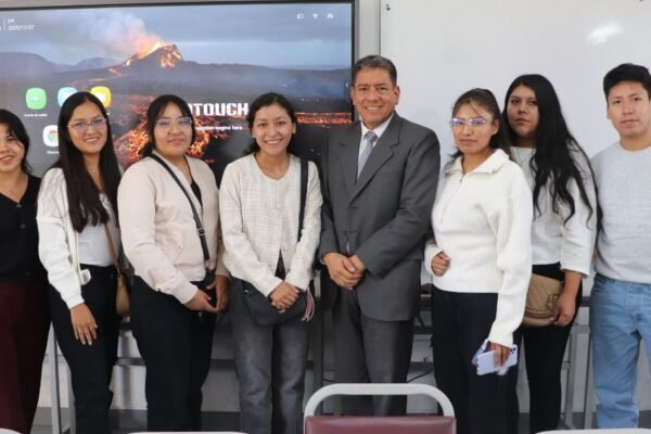  elegibles para estudiar posgrados financiados por Crédito Beca