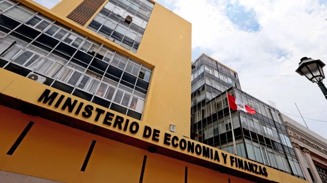 Advierten que estabilidad económica hacia 2031 está en peligro