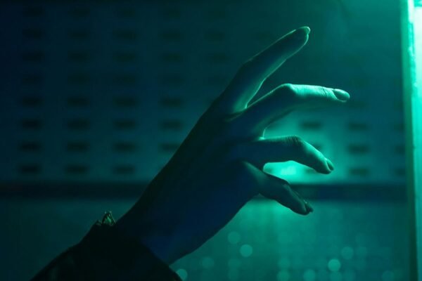 Kaspersky anticipa para 2026 ciberamenazas financieras impulsadas por IA y un auge de fraudes dirigidos a pagos móviles