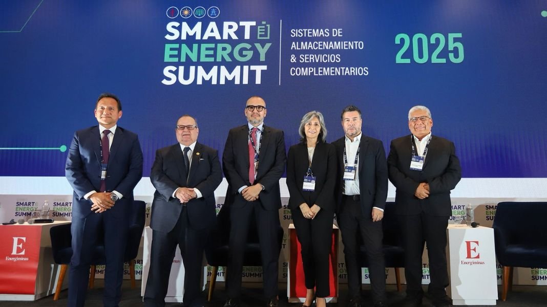 “Los sistemas de almacenamiento no son un lujo tecnológico sino una necesidad sistémica”: Fenix destaca el valor de la flexibilidad y el almacenamiento en el Smart Energy Summit 2025