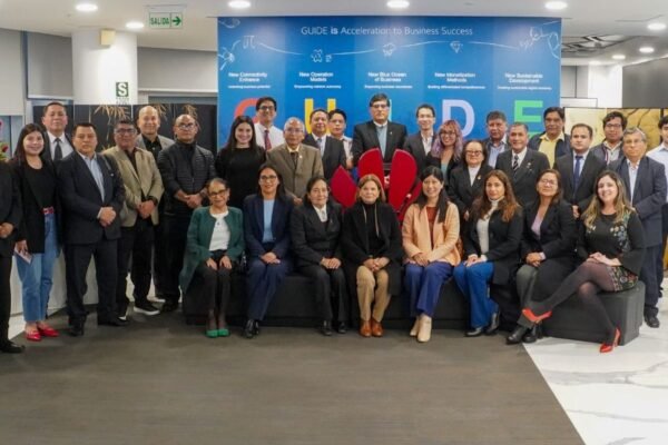 Huawei culmina con éxito la primera fase del programa Semillas para el Futuro en Perú