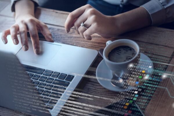 Automatización de cobranzas: recordatorios y flujos multicanal logran reducciones de morosidad de hasta un 50%