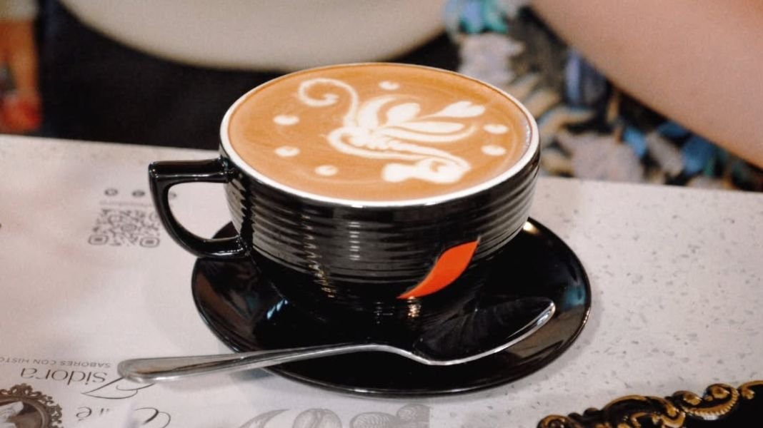 Sabores con historia y naturaleza viva: Café Isidora y Cafetería Parque Humedal se suman a la Ruta Patrimonial de Coronel