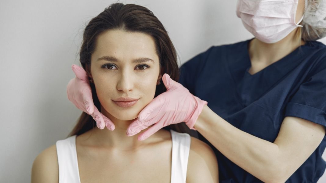 Verano 2026: la tendencia de los retoques naturales y armónicos