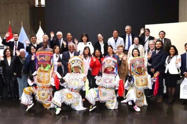 IRTP refuerza compromiso con la preservación del patrimonio documental en conferencia de la Unesco
