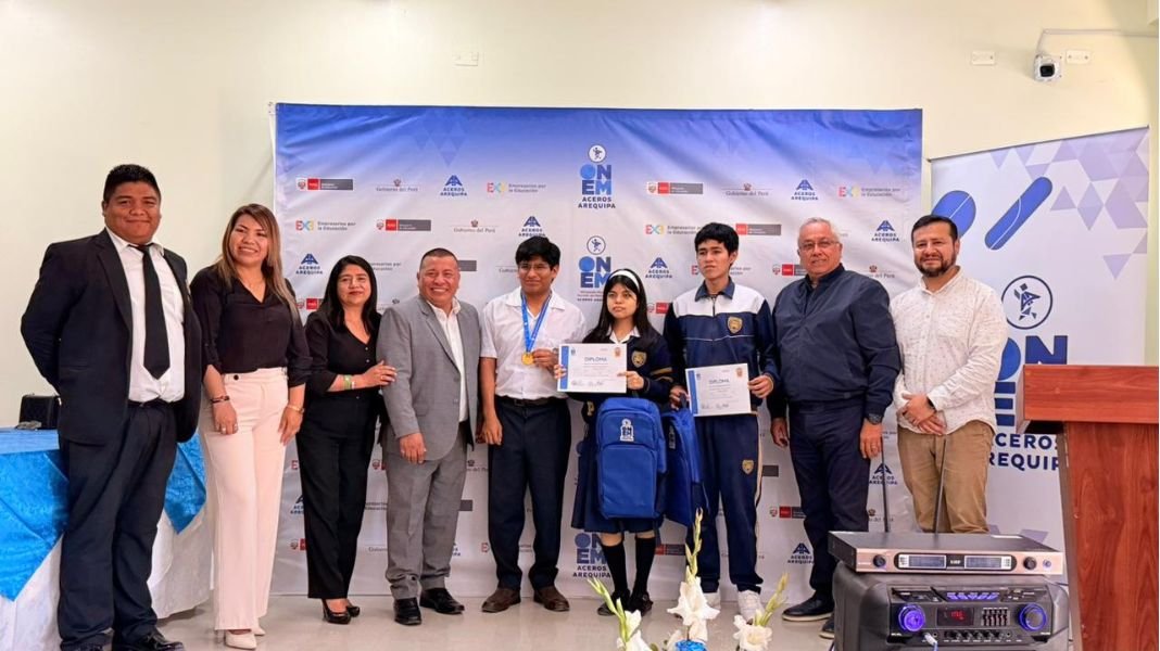 Reconocen a estudiantes de Pisco por su destacado desempeño en la XXI Olimpiada Nacional Escolar de Matemática Aceros Arequipa