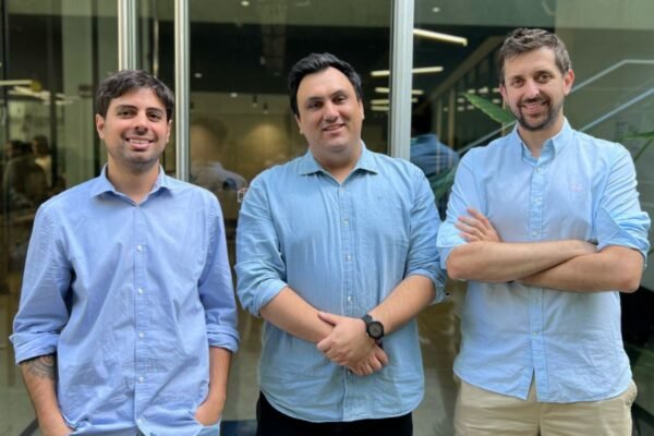 Los fundadores de Duemint, Félix Said, Pablo Eterovic y Cristián Yoma, fintech chilena que impulsa el programa Formalízate Hoy