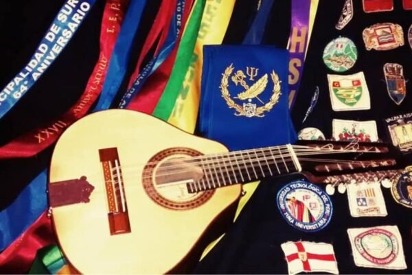 La Tuna de Comunicaciones USMP presenta “Antonomasia”, recital benéfico por sus XV años