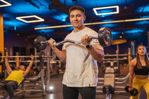 RIMAC y Smart Fit se unen para promover el bienestar físico con una campaña que premia la constancia