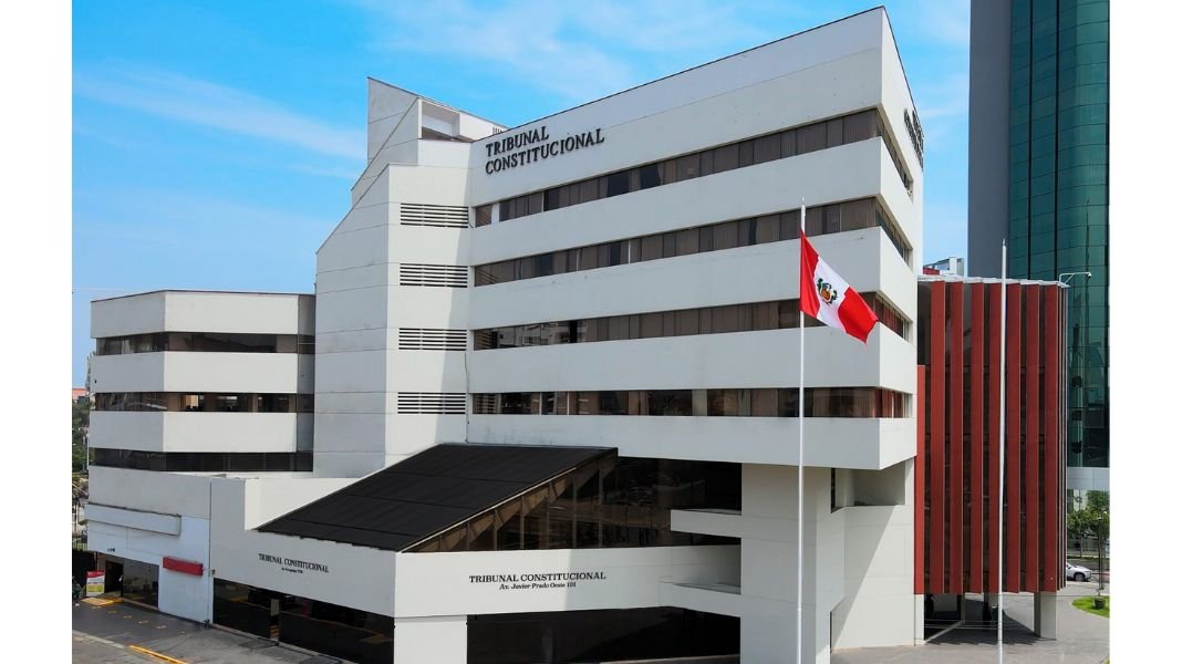 TC ordena a Asociación Agroforestal en Tambopata, en Madre de Dios, que retire un puesto de control y cadenas que impiden el libre tránsito en una trocha carrozable de diez kilómetros