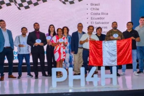 Minsa gana como campeón de Gestión de Cambio en la Ruta Panamericana de la Salud Digital en El Salvador