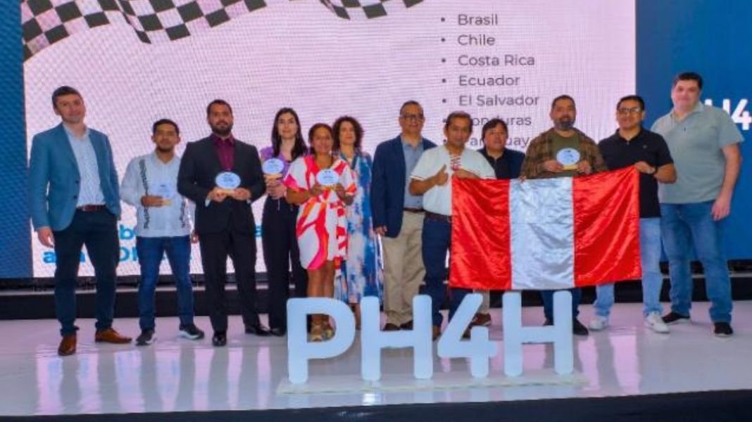 Minsa gana como campeón de Gestión de Cambio en la Ruta Panamericana de la Salud Digital en El Salvador