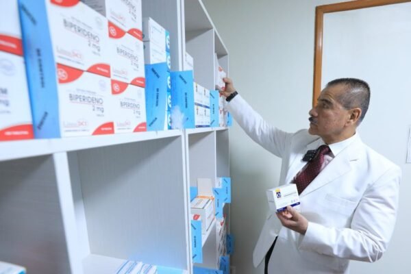 Ministerio de Salud destaca que laboratorios peruanos cumplen con certificación de buenas prácticas de manufactura