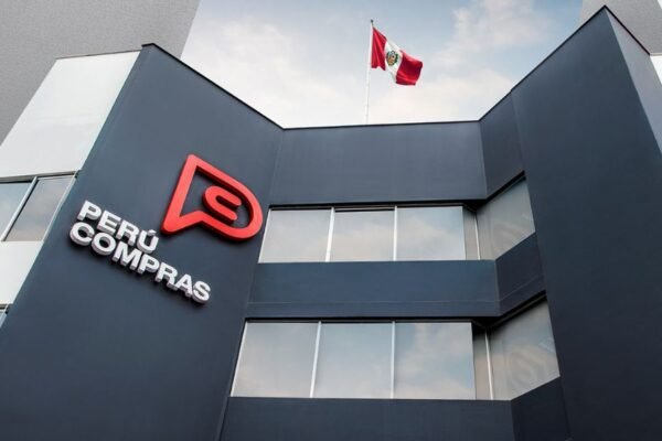 Perú Compras: entidades públicas ahorrarán tiempo y dinero con compra corporativa de materiales de oficina y limpieza