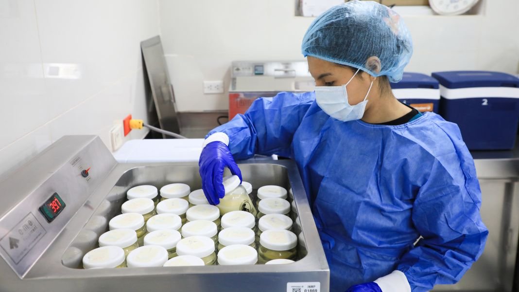 Banco de leche humana: madres que donan elixir de vida a bebés prematuros