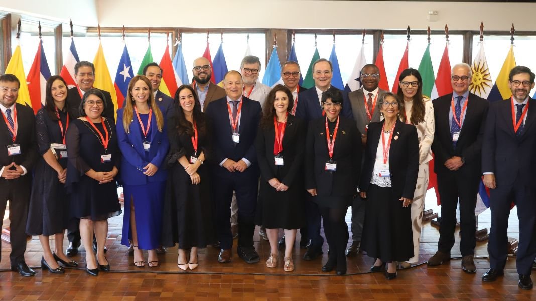 Presidente de SERVIR resalta en el Congreso Internacional del CLAD la importancia de un servicio civil institucionalizado para una gobernanza sólida