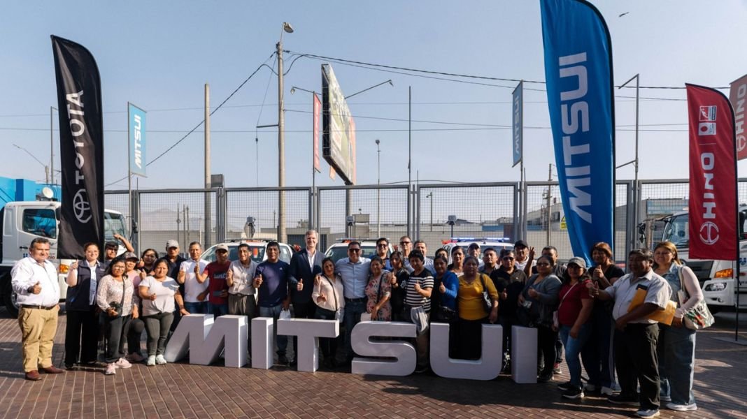 Mitsui Automotriz entrega nueva flota de camiones y camionetas a la Municipalidad de San Antonio