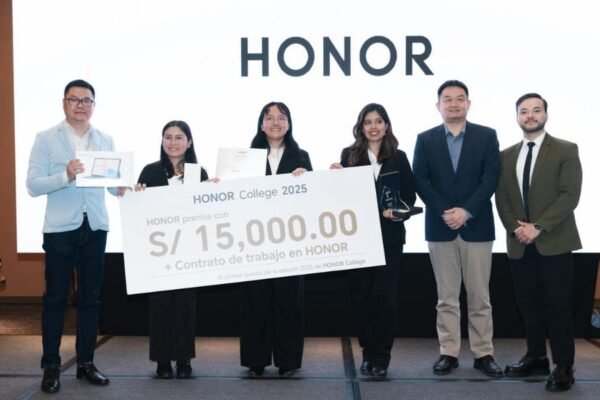 HONOR College 2025: Estudiantes de la PUCP se consolidaron como ganadoras