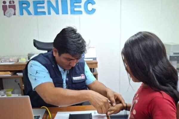 Midis: por primera vez más de 2500 ucayalinos de comunidades nativas reciben su DNI a través de las PIAS