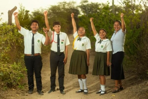 Samsung celebra el Día del Voluntariado destacando el impacto de las mentorías de sus colaboradores para los jóvenes participantes de Solve for Tomorrow