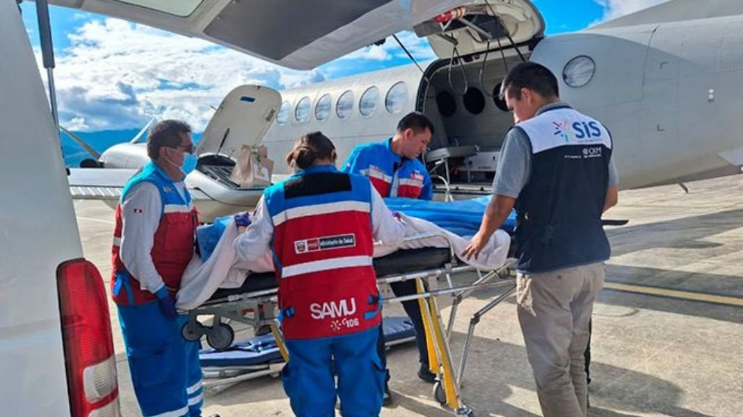 Salud que vuela: Minsa supera los 180 traslados aeromédicos para salvar vidas en todo el país