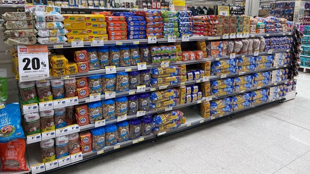 'Algunos tipos de pan y productos derivados de la harina bajan de precio en un 15%'